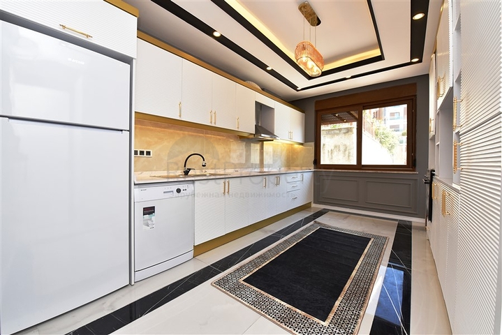 Пентхаус 3+1 в центральном районе Алании