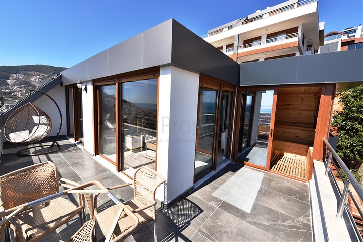 Пентхаус 3+1 в центральном районе Алании