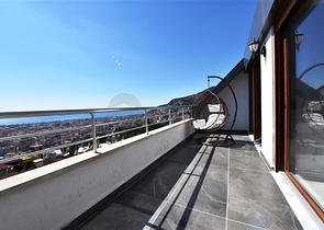 Пентхаус 3+1 в центральном районе Алании