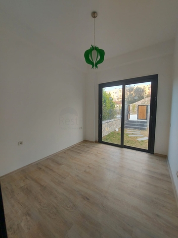 Отдельно стоящая вилла с индивидуальным бассейном Отдельно стоящая вилла с индивидуальным бассейном