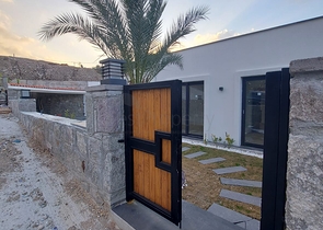 Отдельно стоящая вилла с индивидуальным бассейном Отдельно стоящая вилла с индивидуальным бассейном