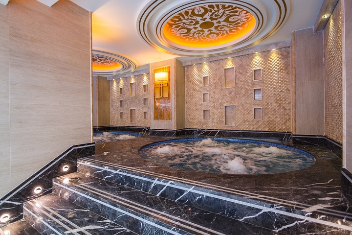 Трехкомнатная квартира в шикарном комплексе центра Алании