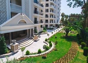 Трехкомнатная квартира в шикарном комплексе центра Алании