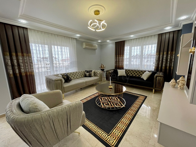 Квартира 2+1 с видом на горы в Махмутларе