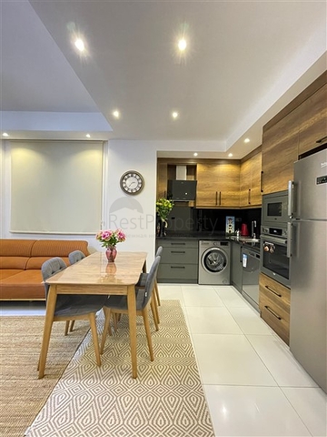 Меблированная квартира 2+1 в новом комплексе в Махмутларе