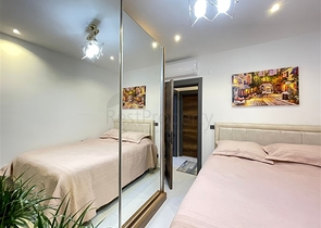 Меблированная квартира 2+1 в новом комплексе в Махмутларе