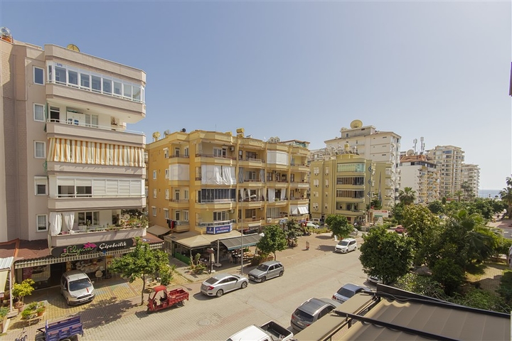 Квартира планировкой 2+1 в районе Махмутлар