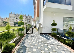 Просторная новая двухкомнатная квартира в Махмутларе