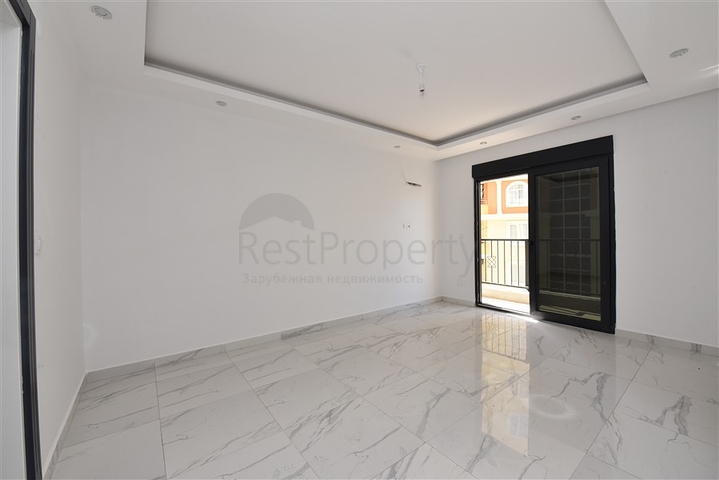 Трехкомнатная квартира в районе Махмутлар в 300 метрах от моря