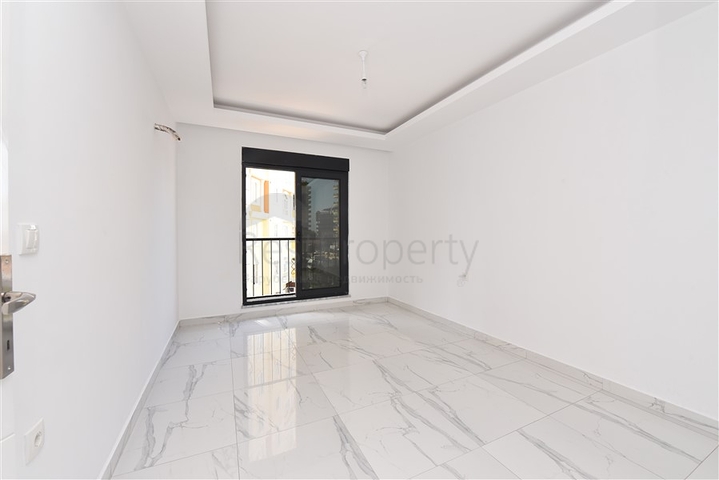 Трехкомнатная квартира в районе Махмутлар в 300 метрах от моря