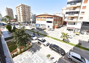 Трехкомнатная квартира в районе Махмутлар в 300 метрах от моря