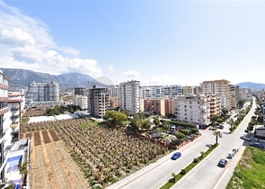 Новая трехкомнатная квартира в центре Махмутлара