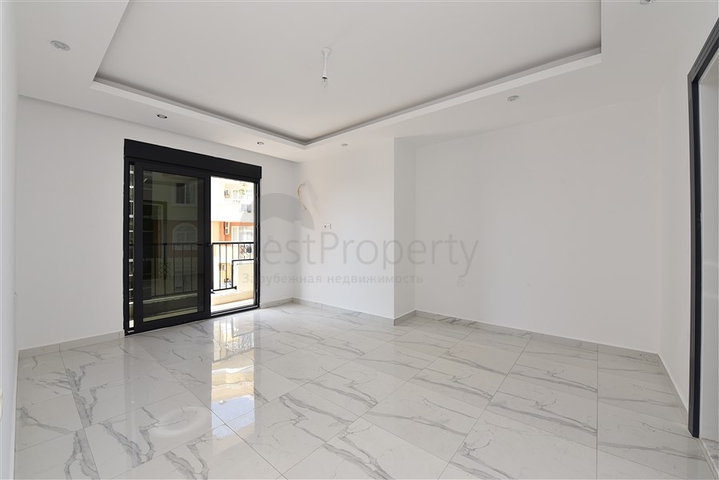 Трехкомнатные апартаменты в жилом комплексе в районе Махмутлар