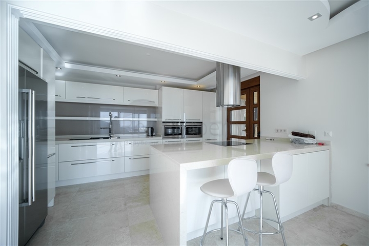 Вилла с панорамным видом на море