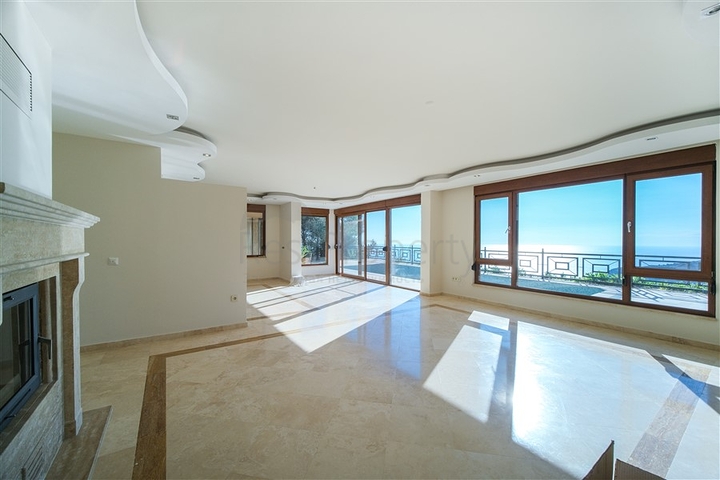 Вилла с панорамным видом на море