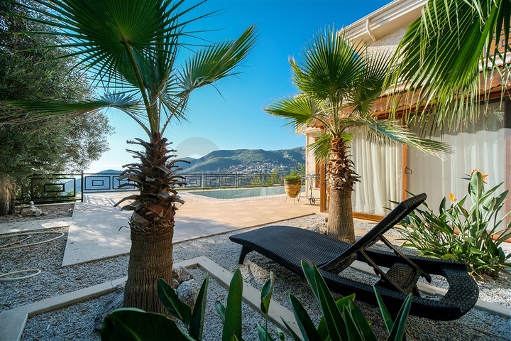 Вилла с панорамным видом на море