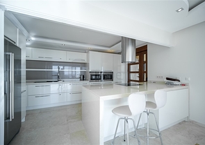 Вилла с панорамным видом на море