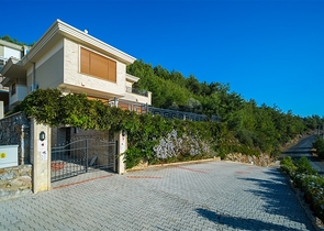 Вилла с панорамным видом на море