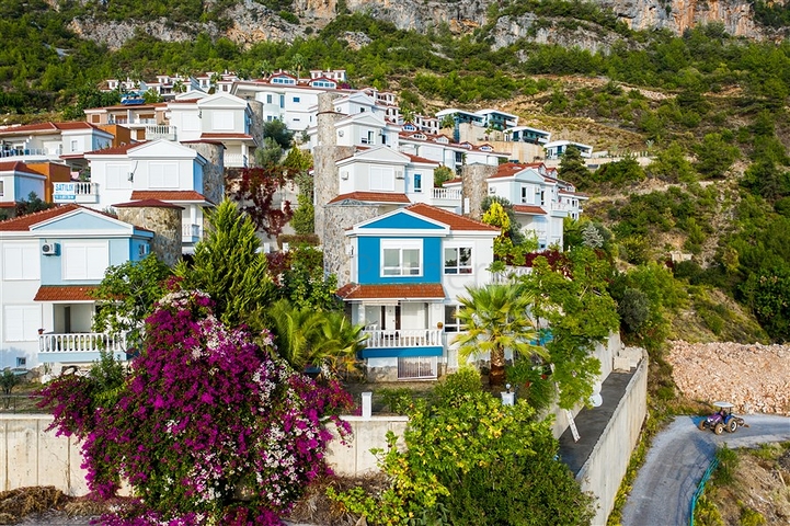 Отдельностоящая вилла 3+1 в районе Бекташ