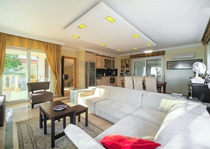 Отдельностоящая вилла 3+1 в районе Бекташ