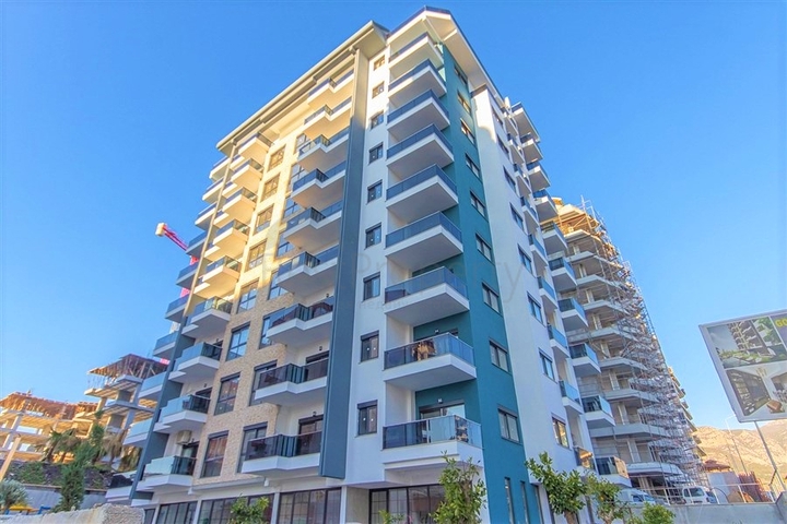 Меблированная двухкомнатная квартира в Махмутларе