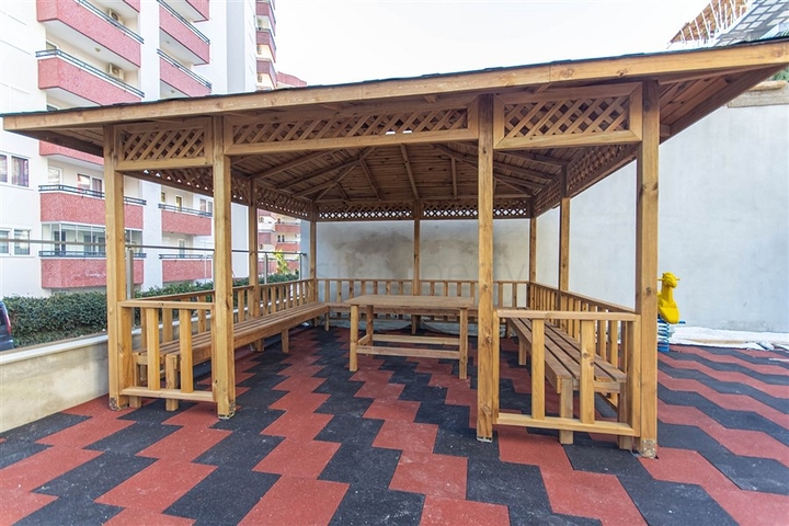 Меблированная двухкомнатная квартира в Махмутларе