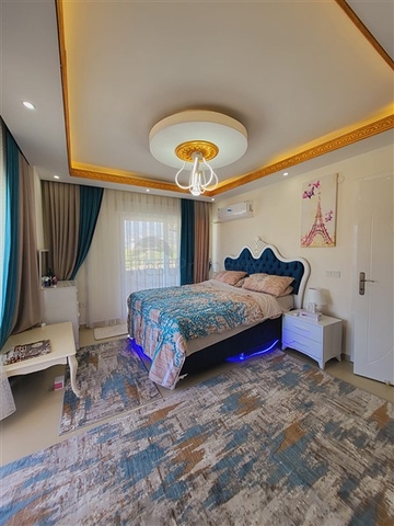 Пентхаус 3+1 в центре Махмутлара