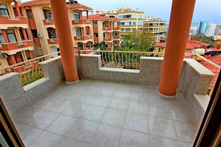 Квартира 3+1 в районе Махмутлар