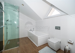 Вилла 3+1 с потрясающими видами на море и горы в районе Каргыджак