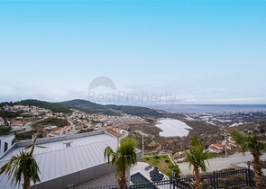 Вилла 3+1 с потрясающими видами на море и горы в районе Каргыджак