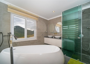 Вилла 3+1 с потрясающими видами на море и горы в районе Каргыджак