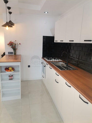 Двухкомнатная меблированная квартира в 250 метрах от моря