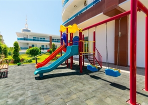 Меблированная трехкомнатная квартира в центре Махмутлара