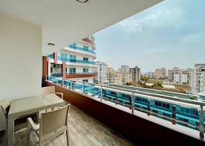 Меблированная трехкомнатная квартира в центре Махмутлара