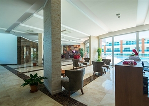 Меблированная трехкомнатная квартира в центре Махмутлара