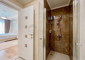 Меблированная трехкомнатная квартира в центре Махмутлара