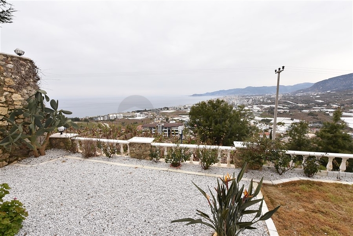 Вилла с прекрасным панорамным видом на Средиземное море 