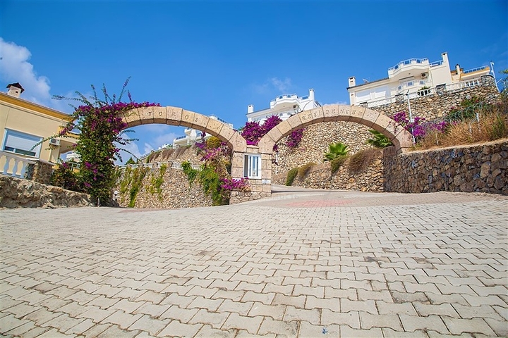 Вилла с прекрасным панорамным видом на Средиземное море 