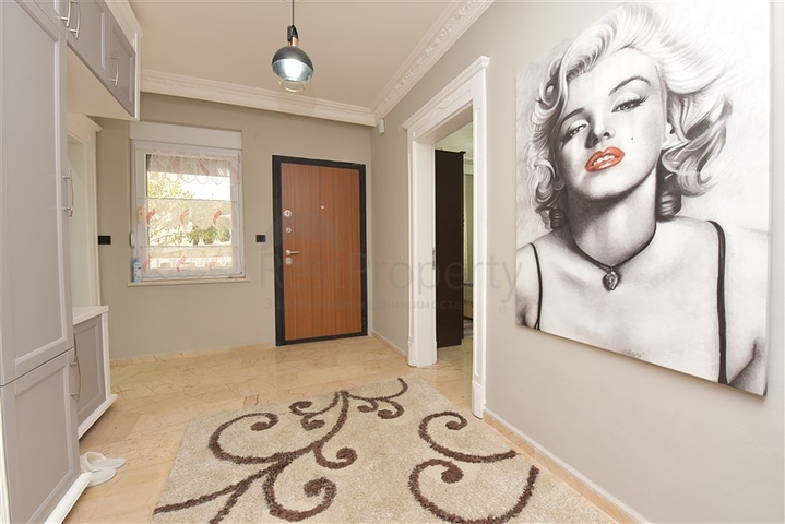 Вилла с прекрасным панорамным видом на Средиземное море 