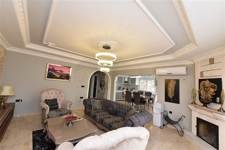 Вилла с прекрасным панорамным видом на Средиземное море 