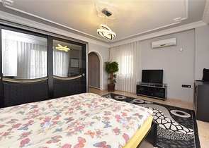 Вилла с прекрасным панорамным видом на Средиземное море 