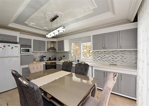 Вилла с прекрасным панорамным видом на Средиземное море 