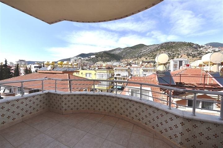 Квартира 2+1 в районе пляжа Клеопатры