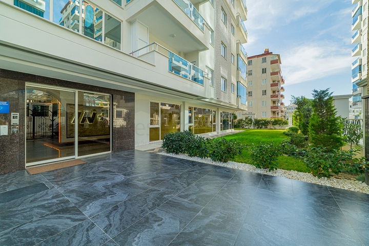 Квартира 2+1 в районе Махмутлар с отдельной кухней