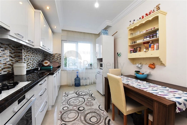 Квартира 2+1 в районе Махмутлар с отдельной кухней