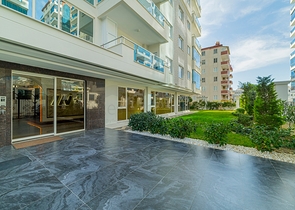 Квартира 2+1 в районе Махмутлар с отдельной кухней