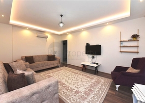 Квартира 2+1 в районе Махмутлар с отдельной кухней