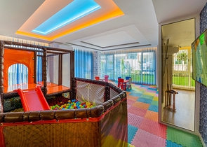 Квартира 2+1 в районе Махмутлар с отдельной кухней