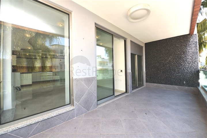 Просторная квартира планировкой 3+1 в живописном районе Оба