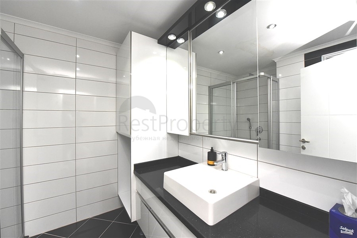 Просторная квартира планировкой 3+1 в живописном районе Оба